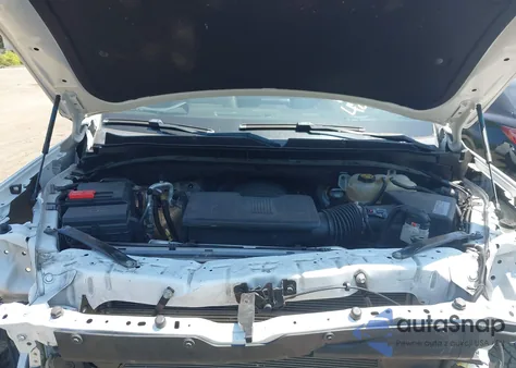 2021 Chevrolet Suburban 4Wd Z71 z USA, uszkodzony, nr VIN 1GNSKDKD5MR138359